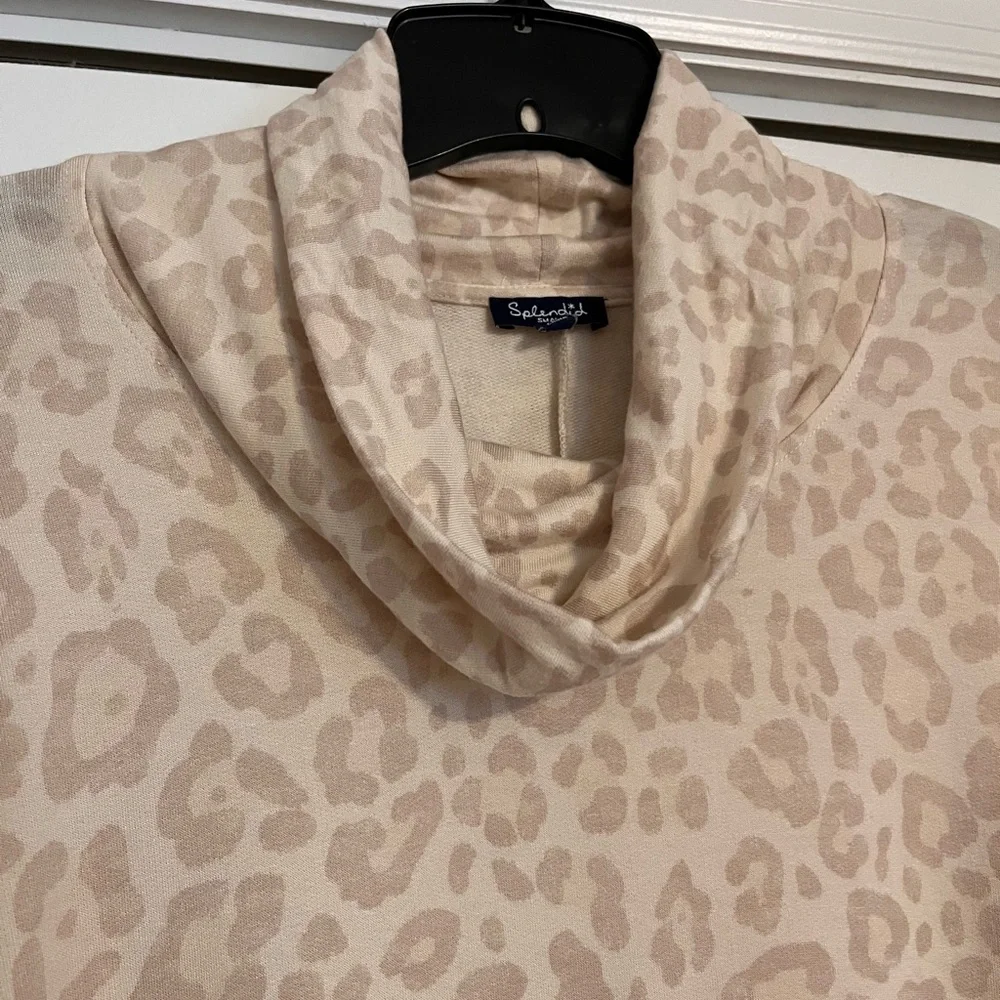 Splendid Beige Leopard Cowl Neck Top - Picture 4 of 8